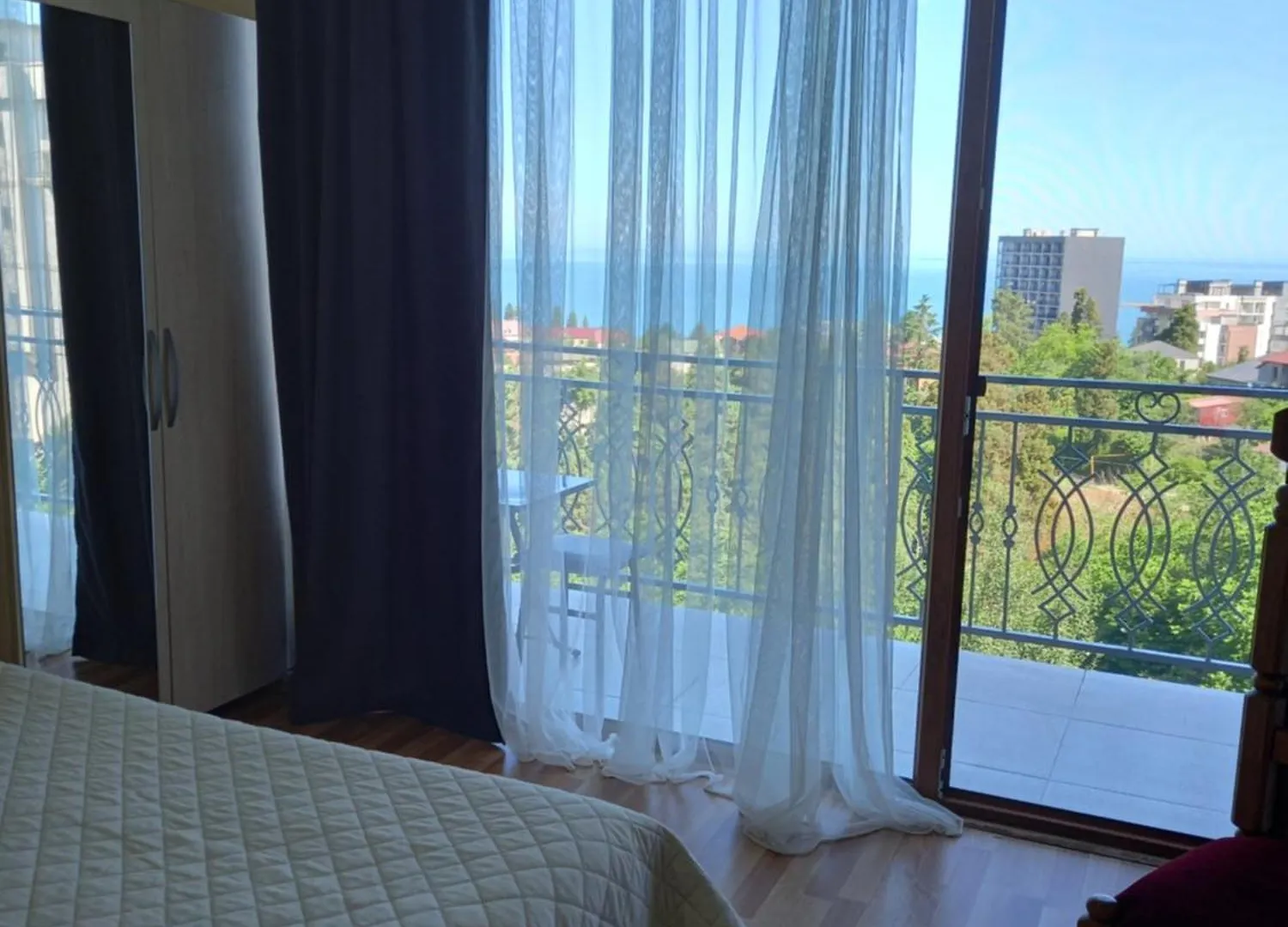 Iberia 2019 Hotel Batumi 0*,  Georgia